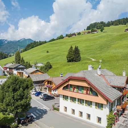 Gasthof Albergo Dolomiten Braies  Dış mekan fotoğraf