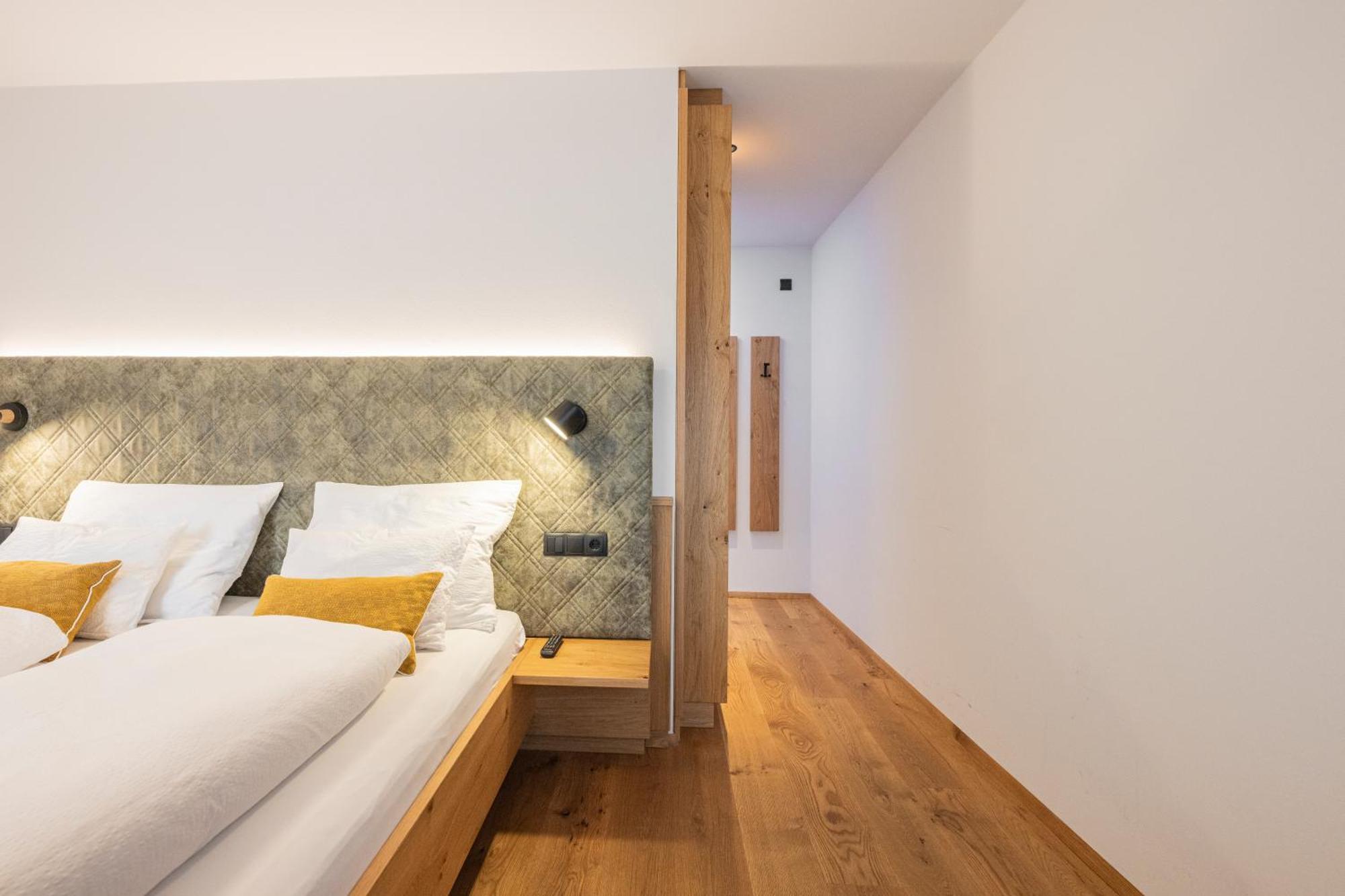 Gasthof Albergo Dolomiten Braies  Dış mekan fotoğraf